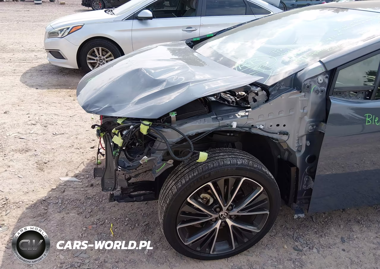 2026 Toyota Prius Xle Awd-E VIN:JTDADABU6T3031304 - 6