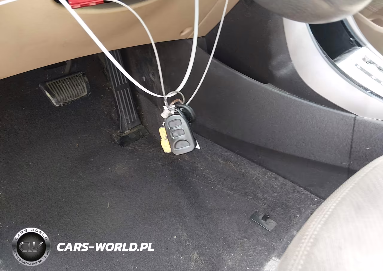 2011 Hyundai Elantra Gls VIN:5NPDH4AE6BH049186 - 11