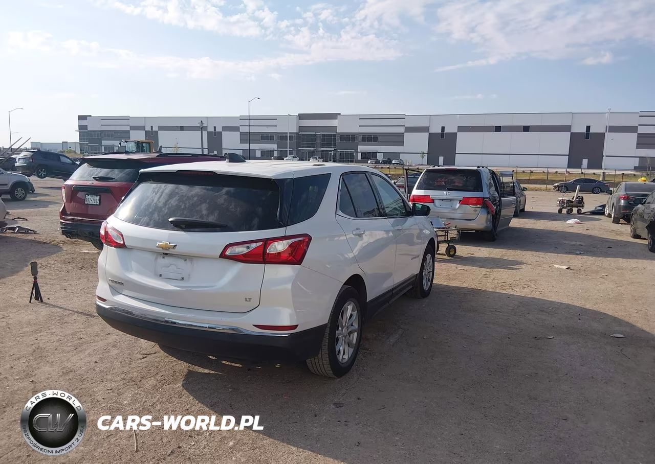 2018 Chevrolet Equinox Lt VIN:2GNAXJEV5J6140443 - 4