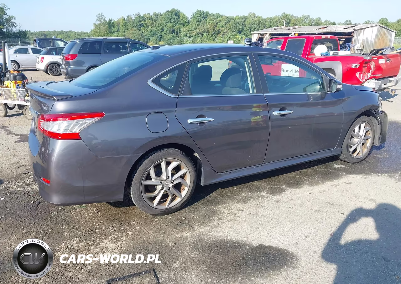 2015 Nissan Sentra Sr VIN:3N1AB7AP5FY379257 - 4