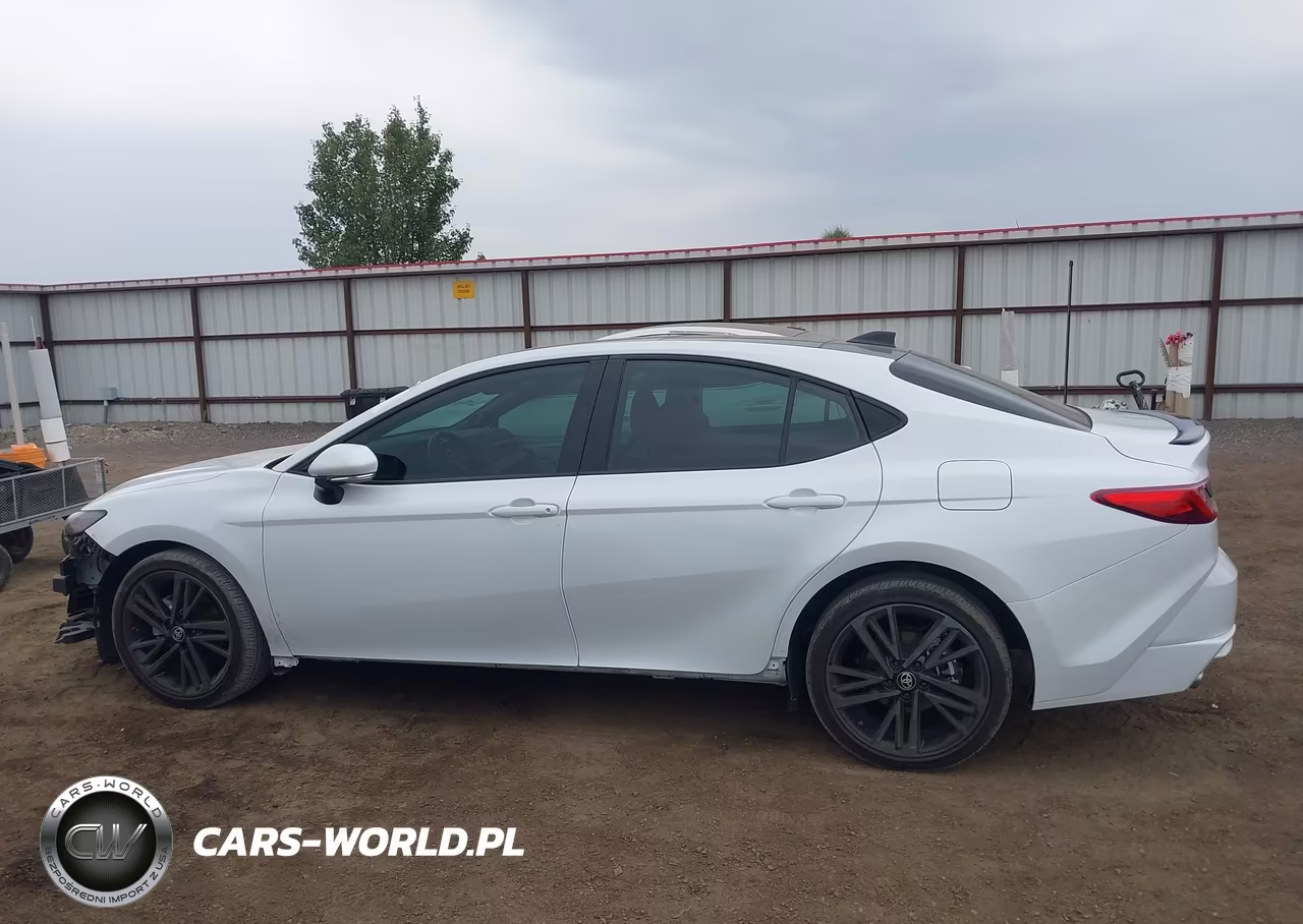 2026 Toyota Camry Xse VIN:4T1DBADKXTU545015 - 15