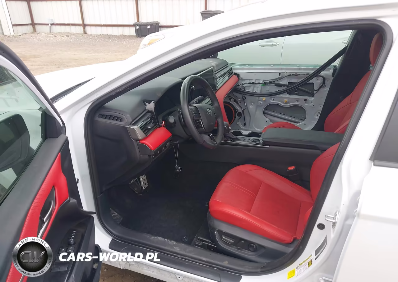 2026 Toyota Camry Xse VIN:4T1DBADKXTU545015 - 5