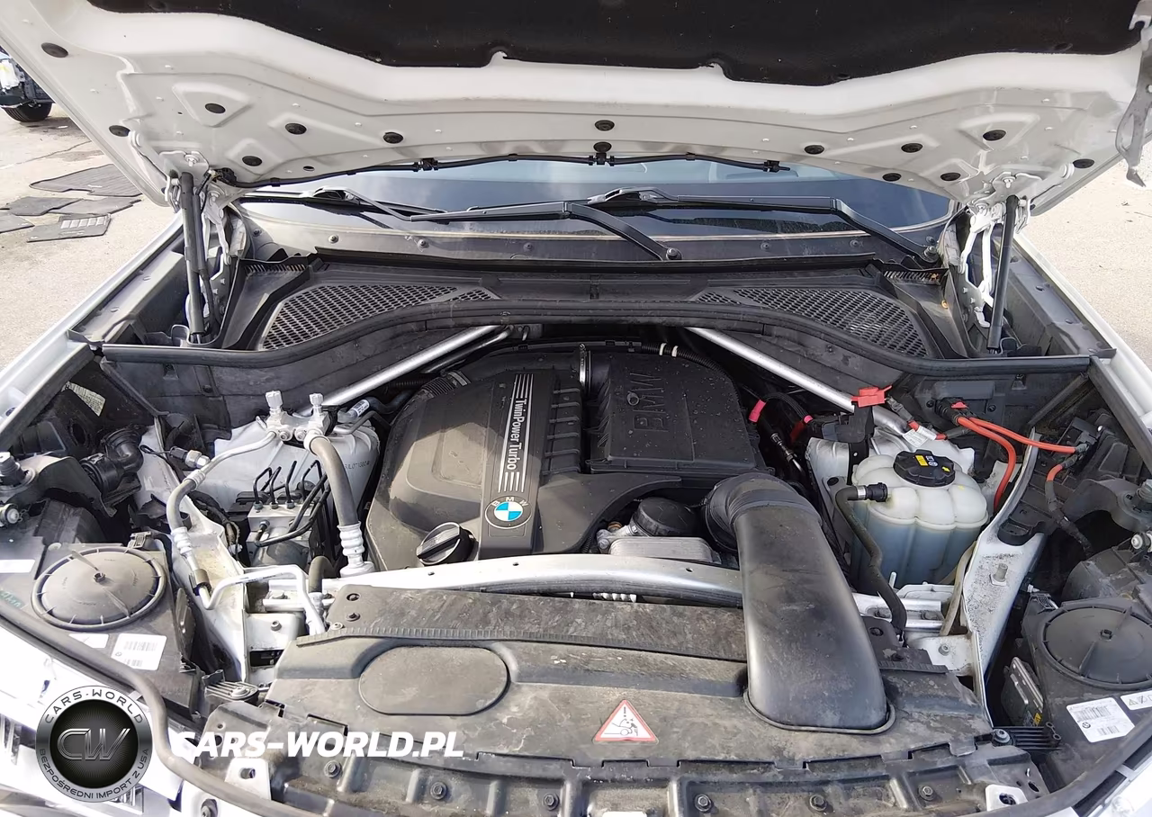 2018 BMW X5 xDrive35I VIN:5UXKR0C53JL071360 - 10