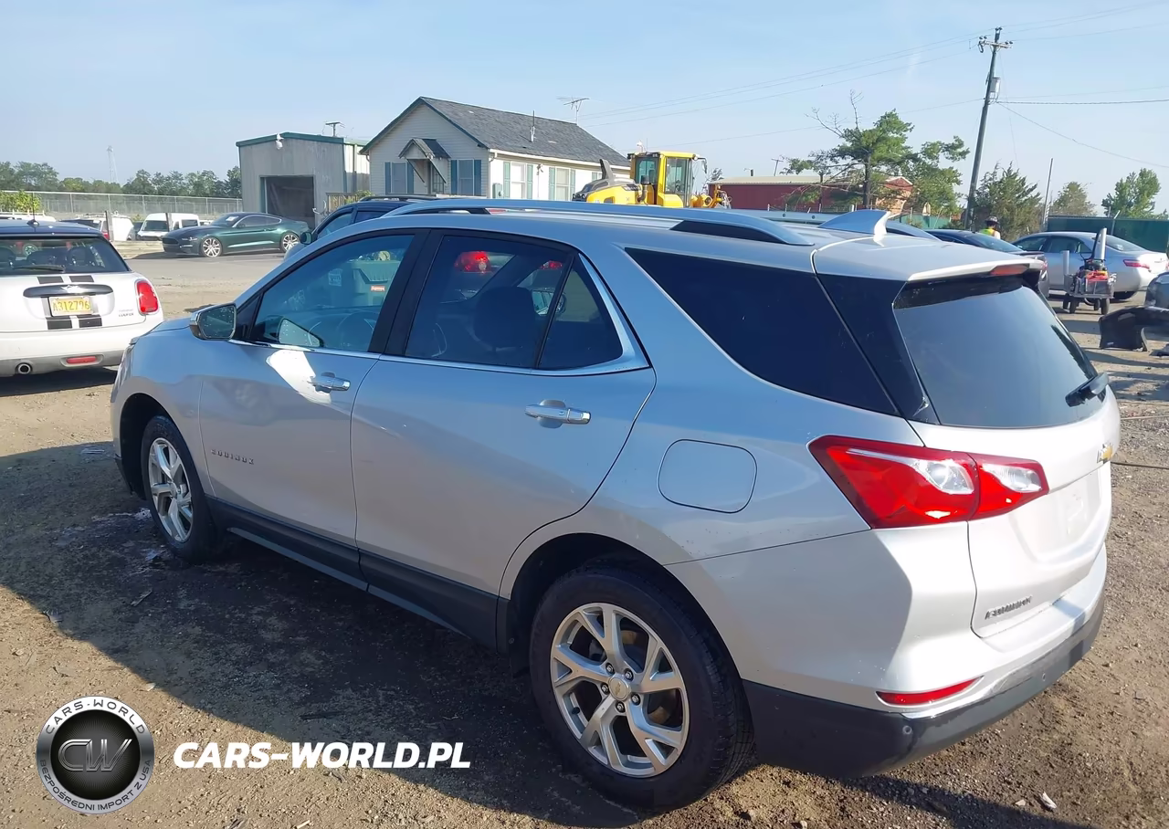 2018 Chevrolet Equinox Premier VIN:2GNAXMEV5J6309460 - 3