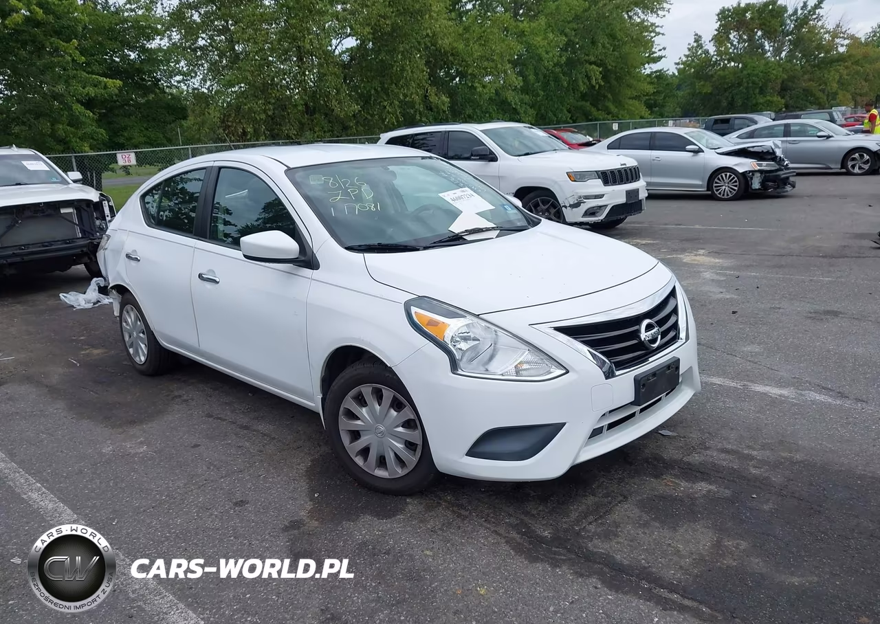 2015 Nissan Versa 1.6 Sv