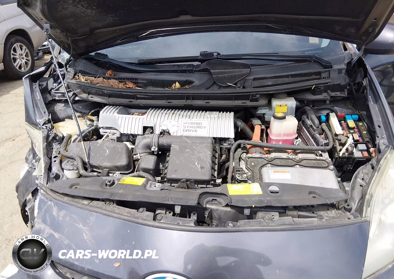 2011 Toyota Prius Four VIN:JTDKN3DU6B5305940 - 10