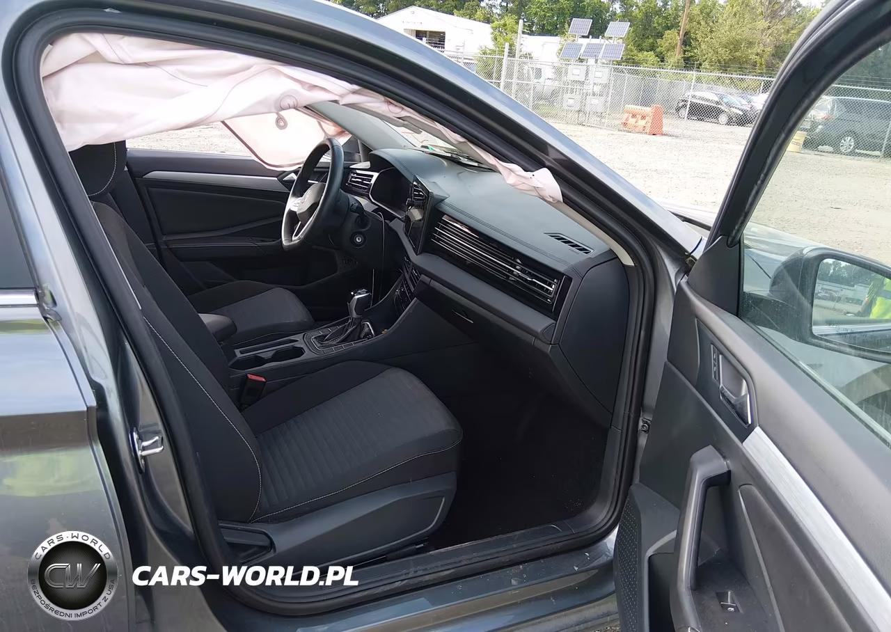 2025 Volkswagen Jetta 1.5T S VIN:3VW5X7BU4SM032053 - 5