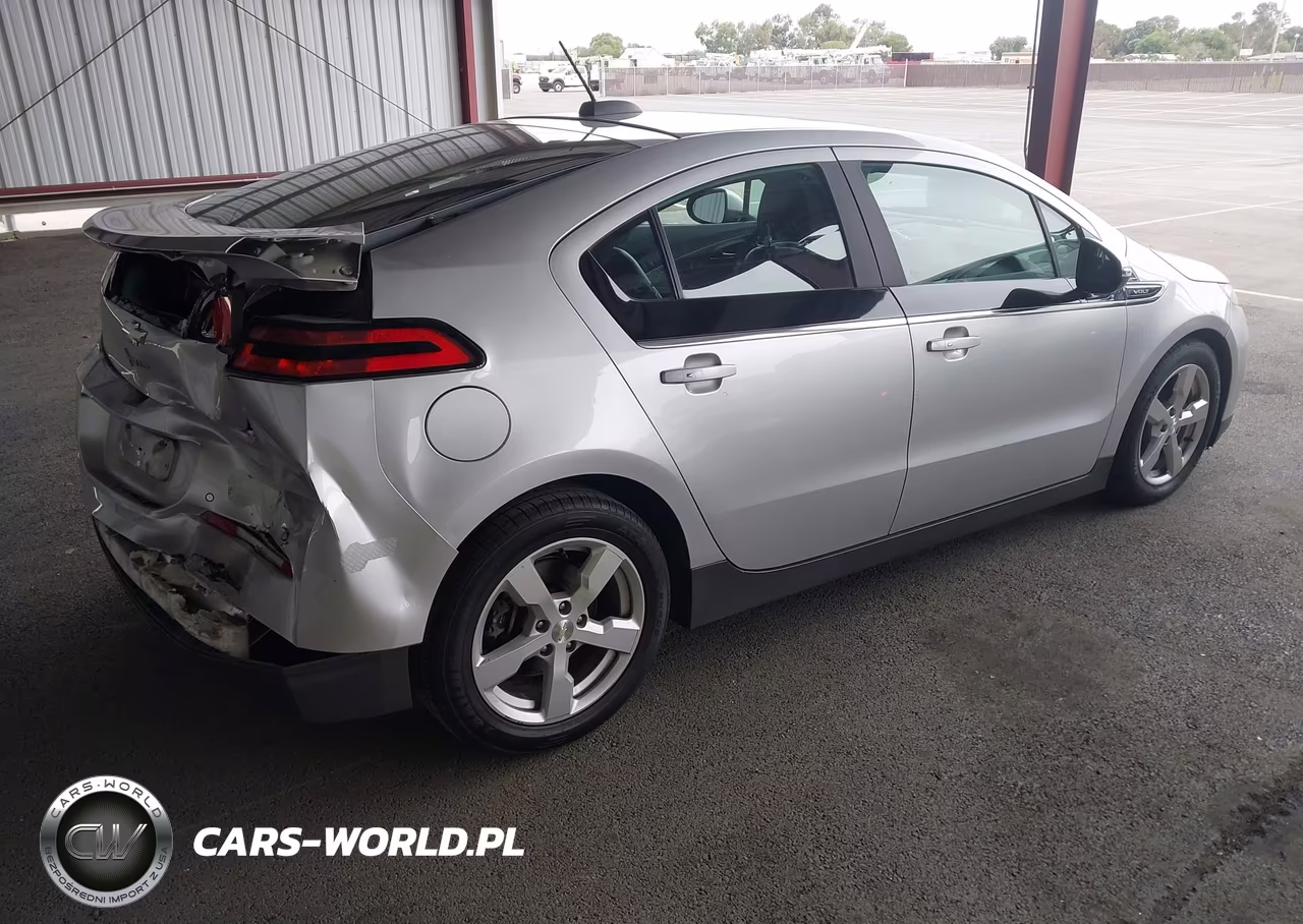2015 Chevrolet Volt VIN:1G1RD6E49FU141301 - 4