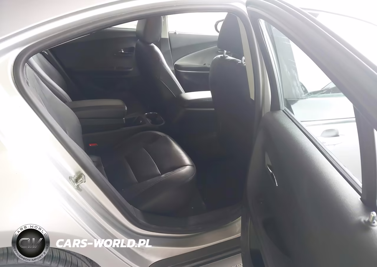 2015 Chevrolet Volt VIN:1G1RD6E49FU141301 - 8