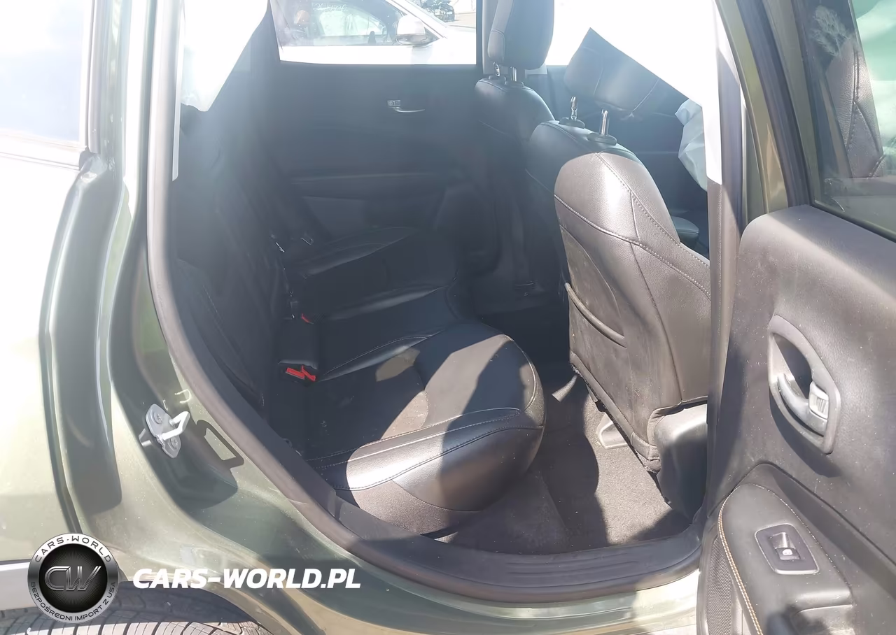 2020 Jeep Compass Latitude 4X4 VIN:3C4NJDBB2LT153785 - 8