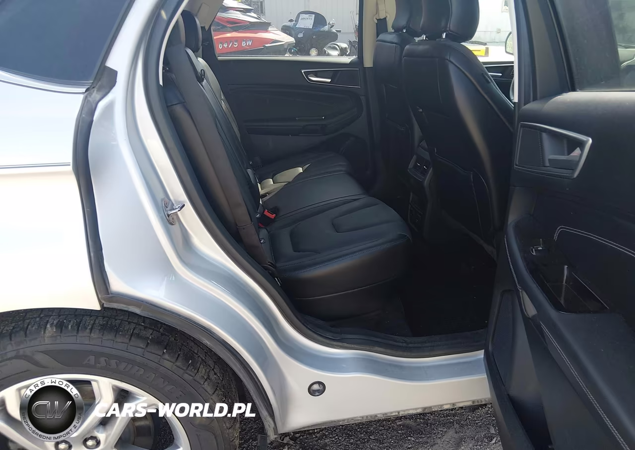 2018 Ford Edge Titanium VIN:2FMPK4K8XJBB23786 - 8