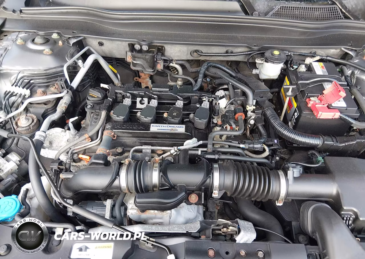 2018 Honda Accord Sport VIN:1HGCV1F3XJA053016 - 10