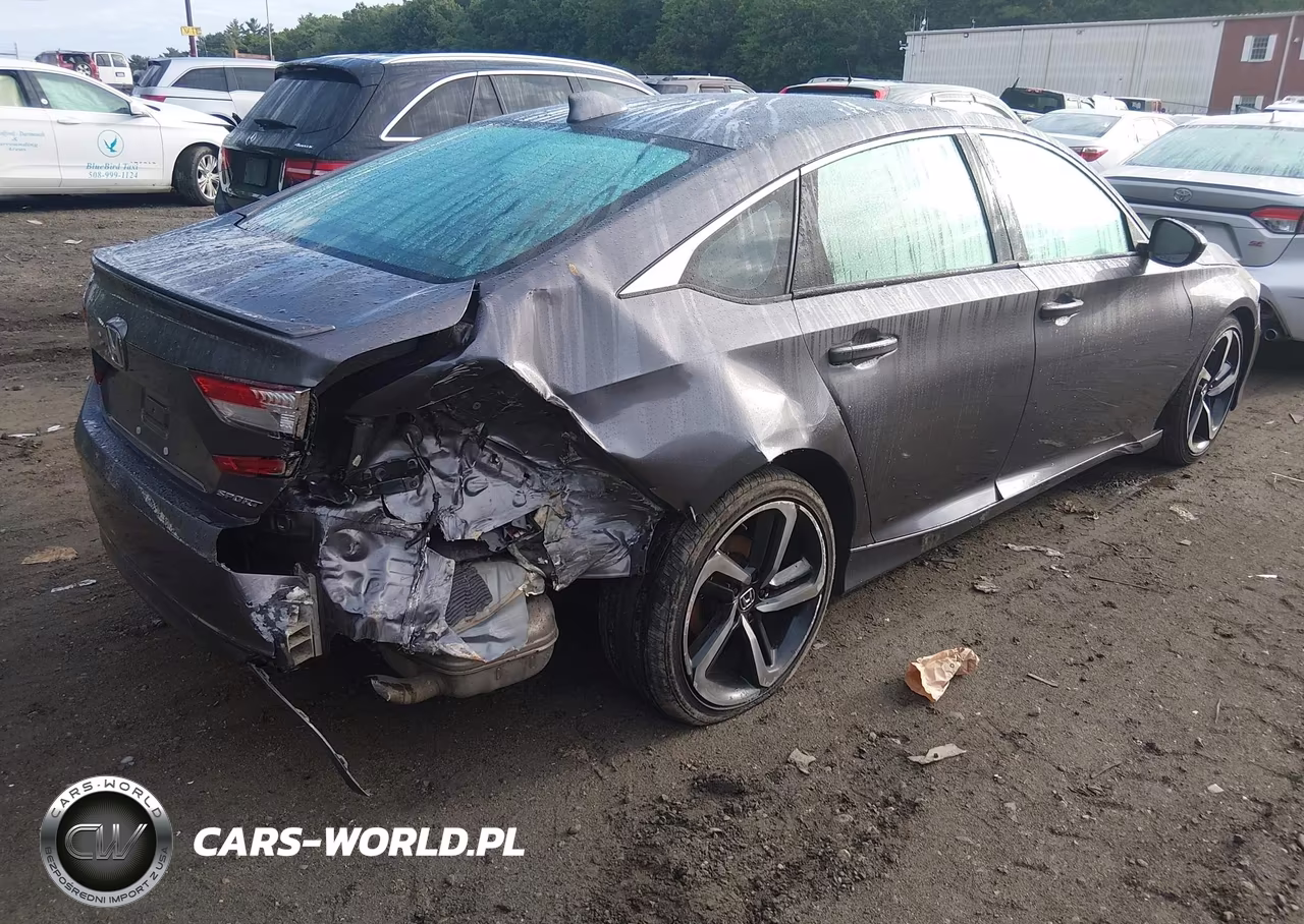 2018 Honda Accord Sport VIN:1HGCV1F3XJA053016 - 4