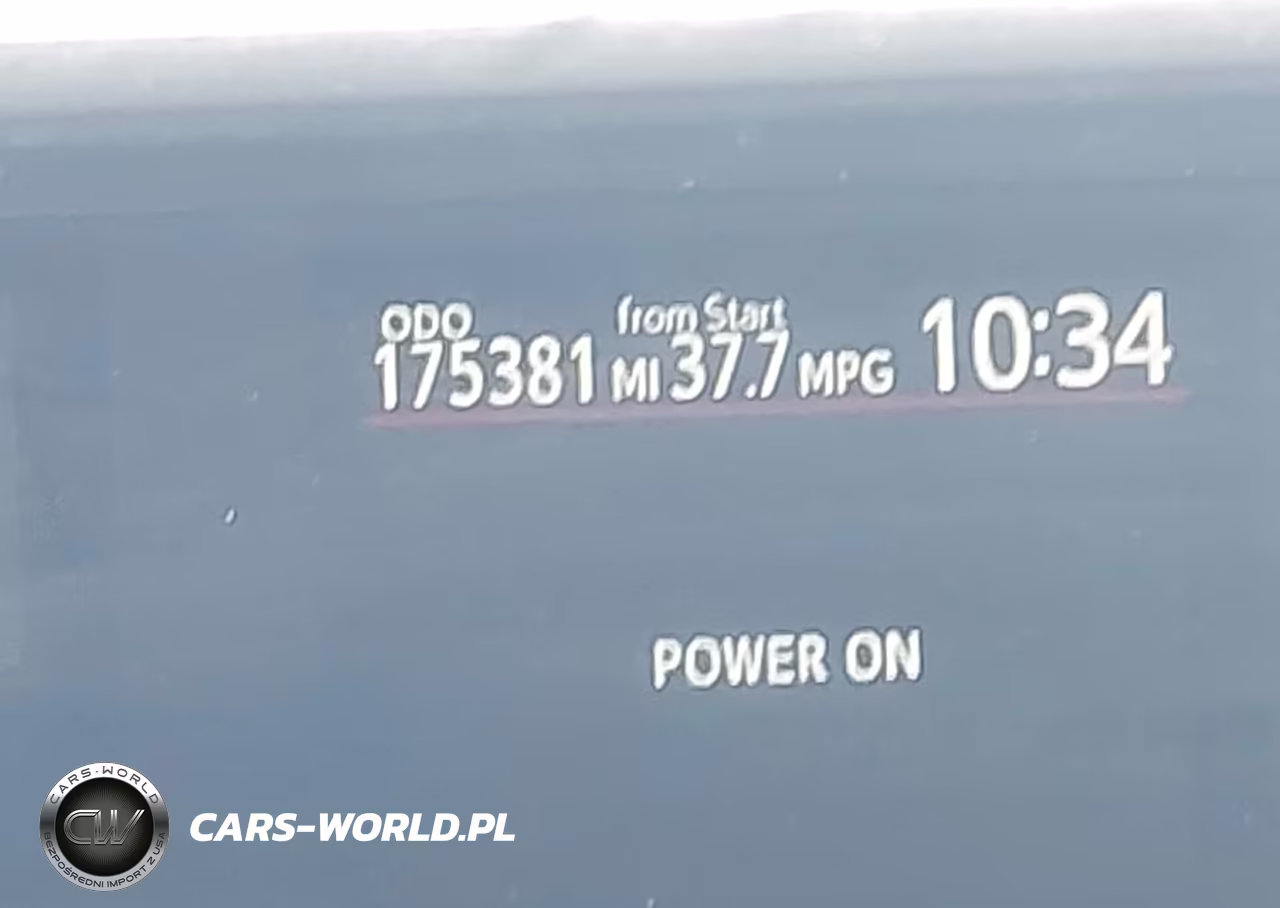 2013 Toyota Prius C Four VIN:JTDKDTB39D1041975 - 16