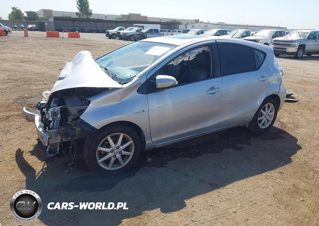 2013 Toyota Prius C Four VIN:JTDKDTB39D1041975 - 2