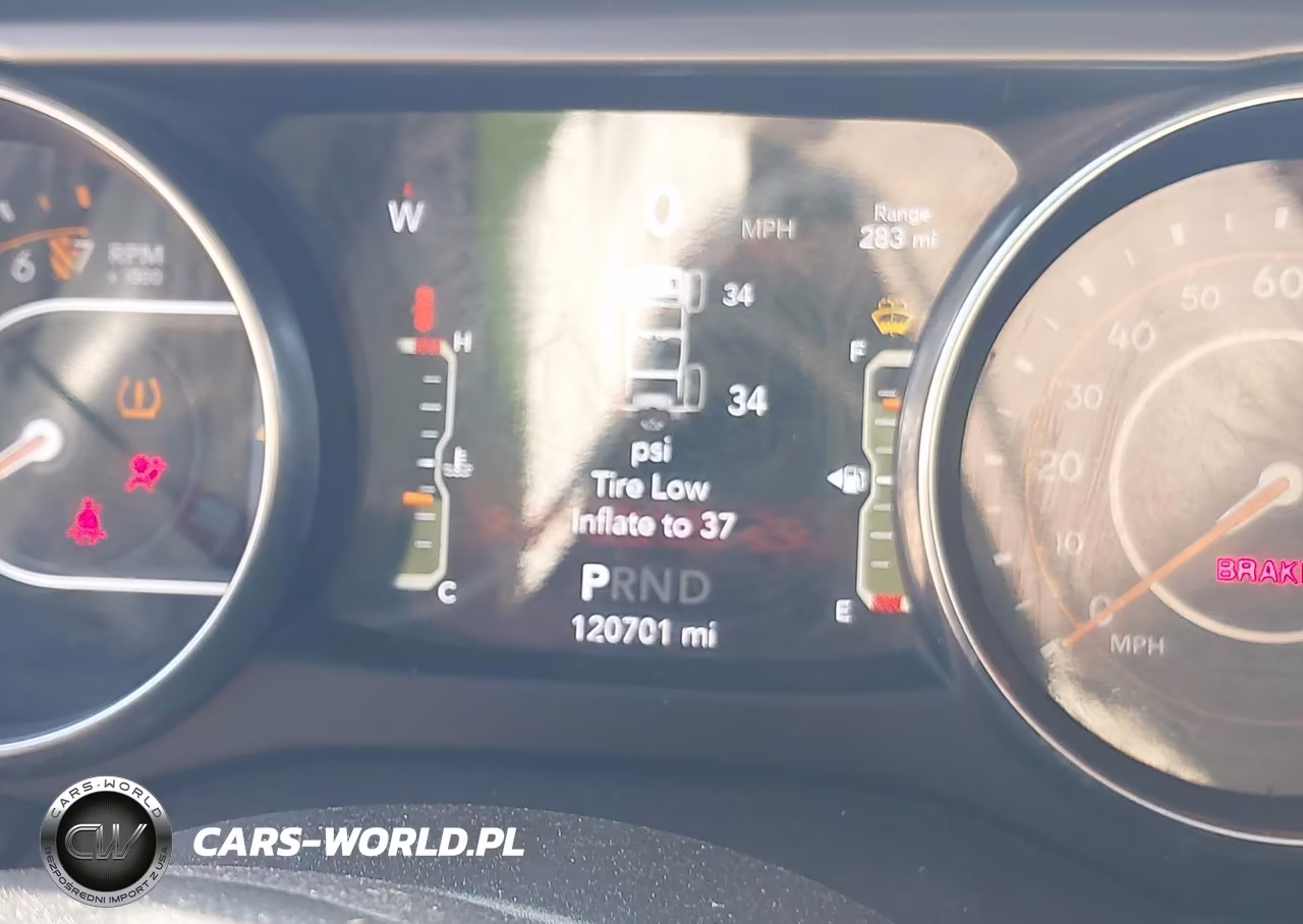 2021 Jeep Wrangler Unlimited Willys 4X4 VIN:1C4HJXDG4MW696350 - 16