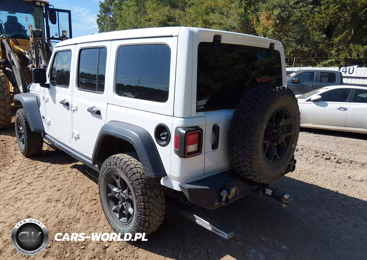 2021 Jeep Wrangler Unlimited Willys 4X4 VIN:1C4HJXDG4MW696350 - 3