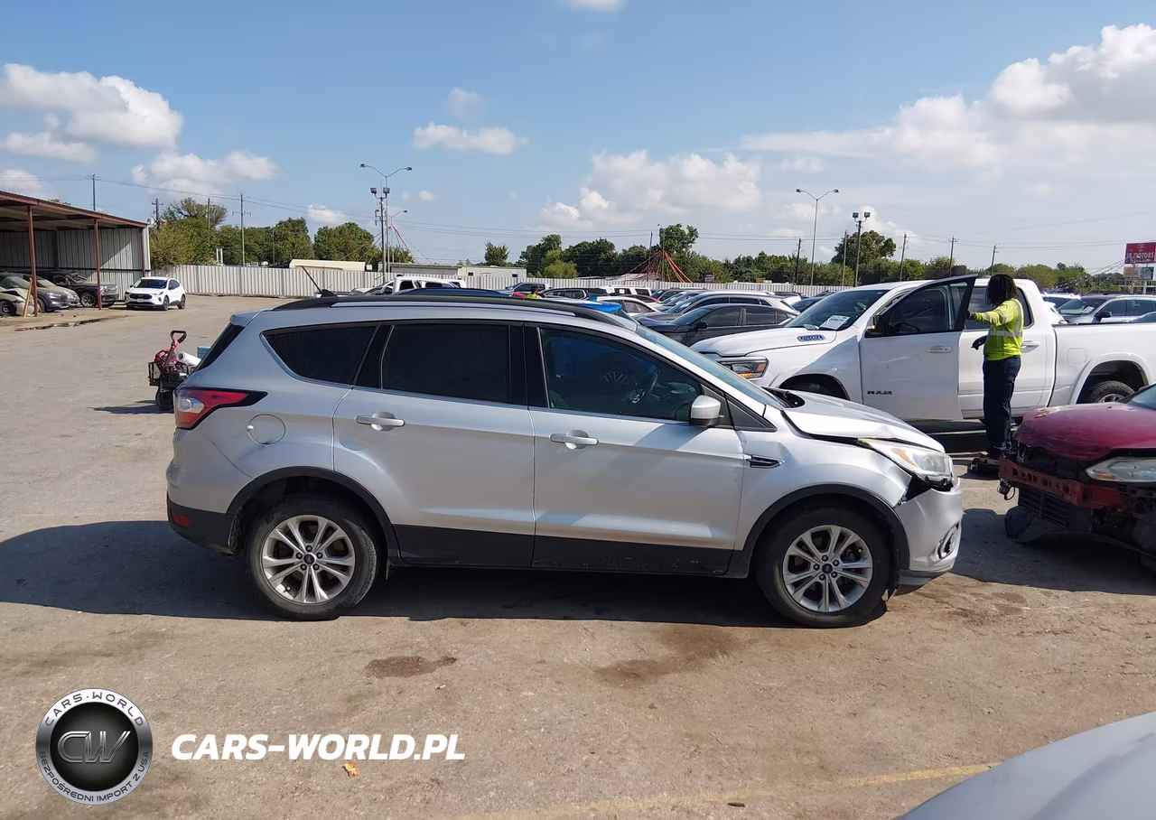 2018 Ford Escape Se VIN:1FMCU0GD7JUB10978 - 13