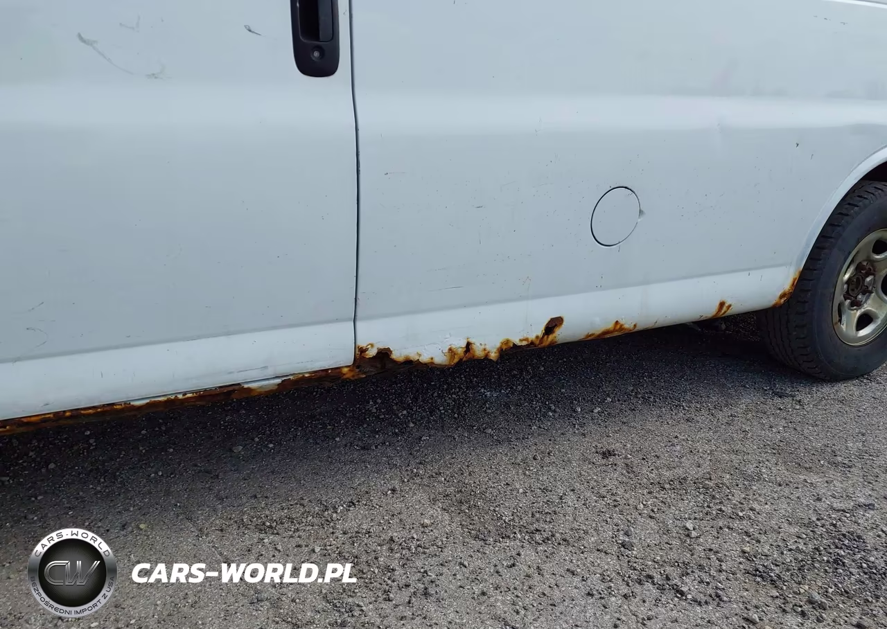 2007 Chevrolet Express Work Van VIN:1GCFG15X871106377 - 15