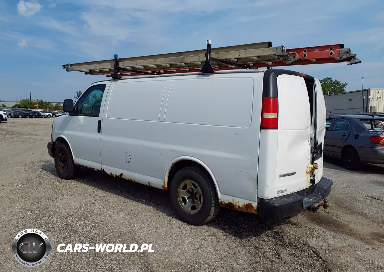2007 Chevrolet Express Work Van VIN:1GCFG15X871106377 - 3