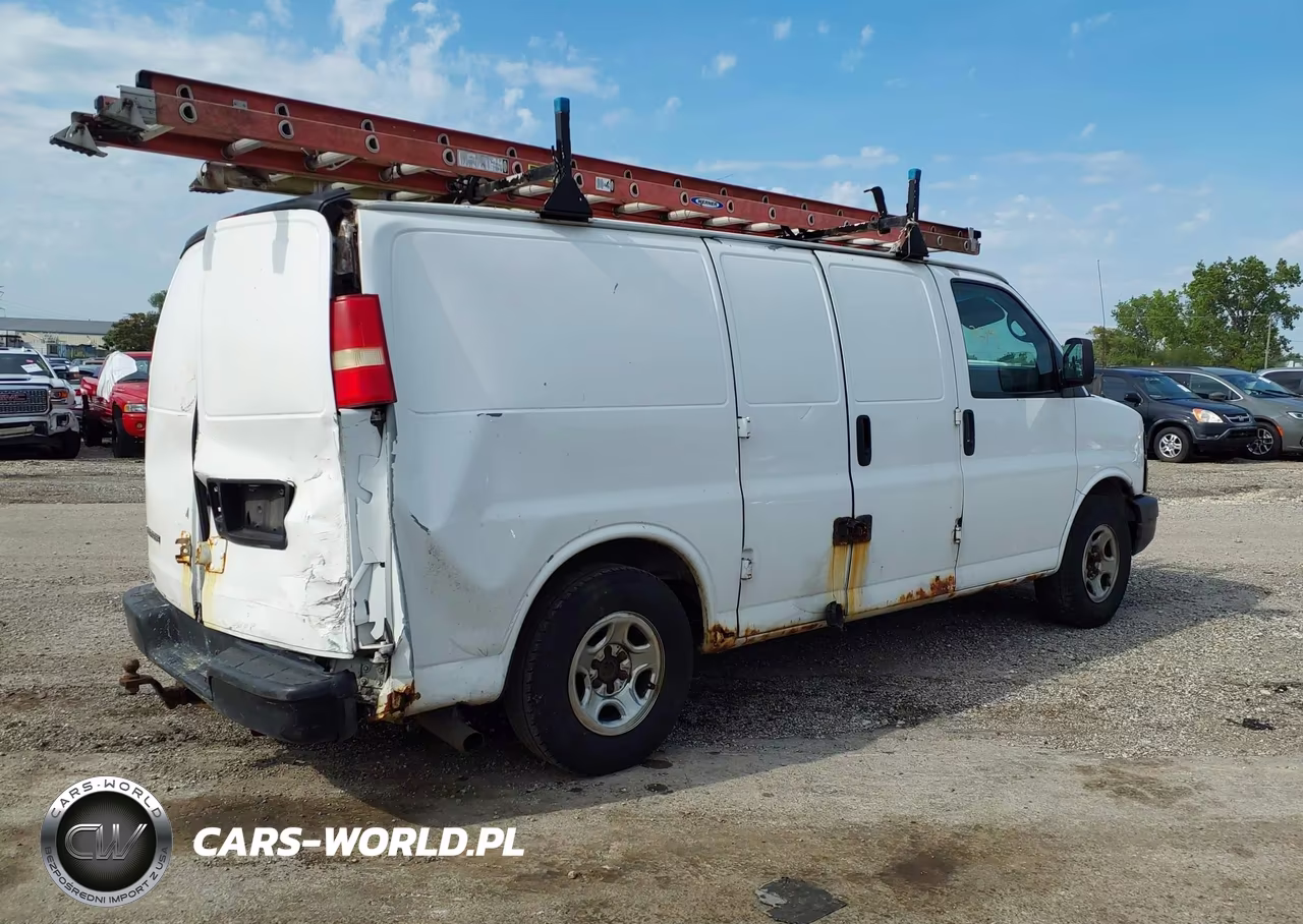 2007 Chevrolet Express Work Van VIN:1GCFG15X871106377 - 4