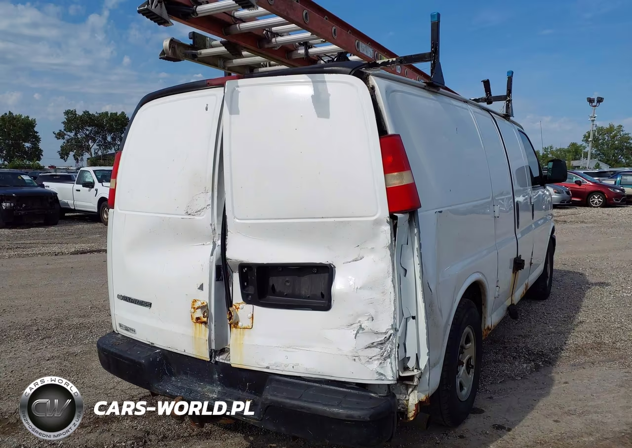 2007 Chevrolet Express Work Van VIN:1GCFG15X871106377 - 6