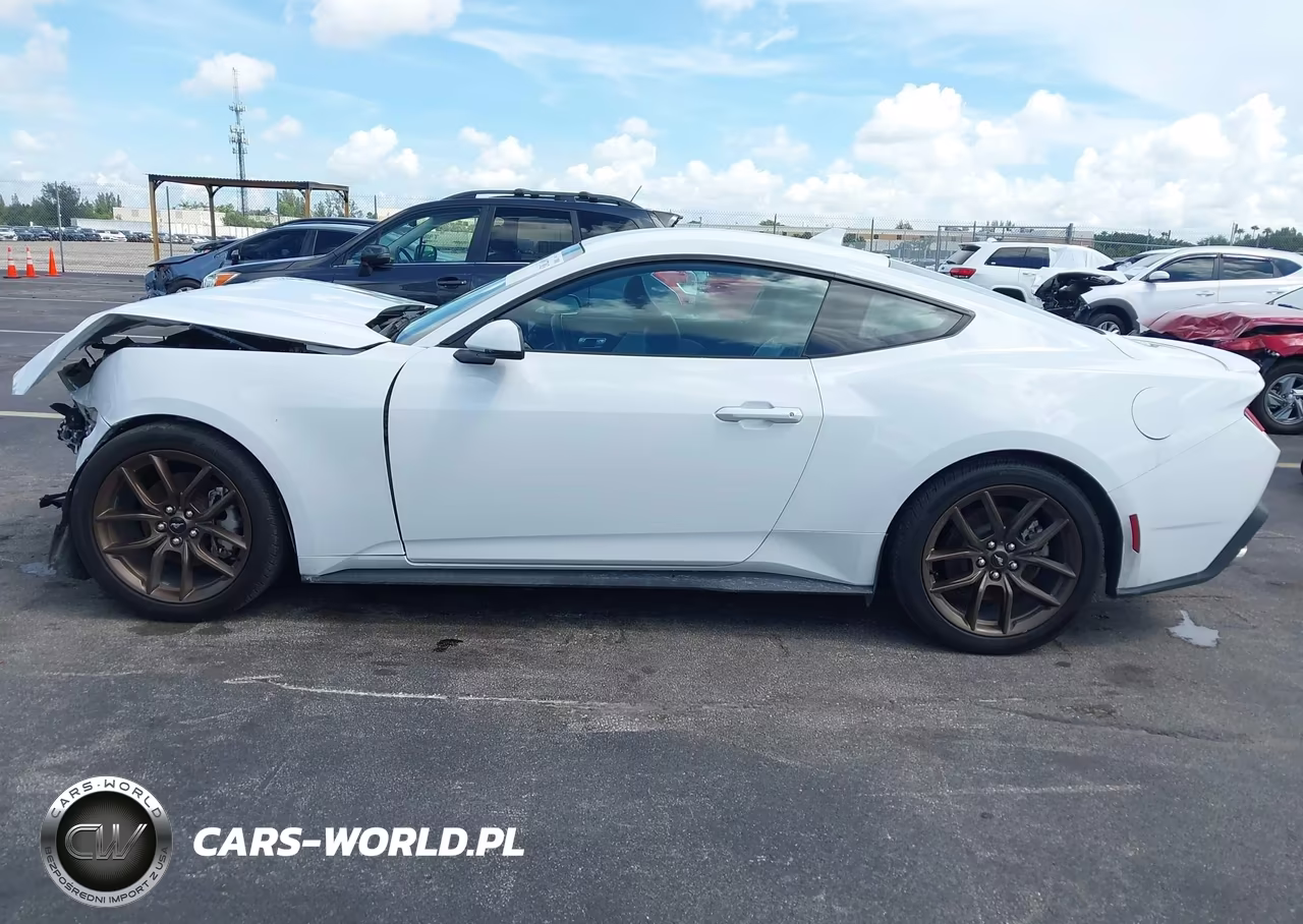 2024 Ford Mustang Ecoboost Premium Fastback VIN:1FA6P8TH1R5131403 - 15