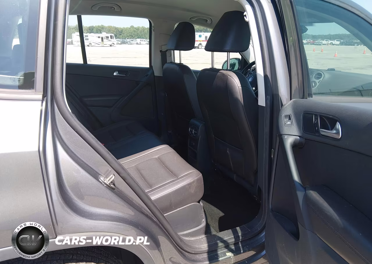 2016 Volkswagen Tiguan S VIN:WVGBV7AX9GW599160 - 8