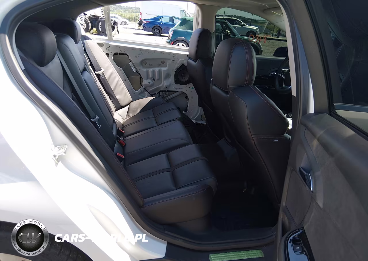 2016 Chevrolet Ss VIN:6G3F15RW0GL228569 - 8