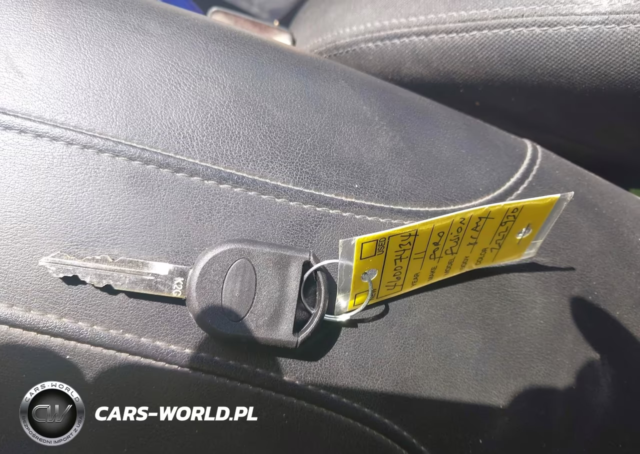 2011 Ford Fusion Se VIN:3FAHP0HA7BR222930 - 11