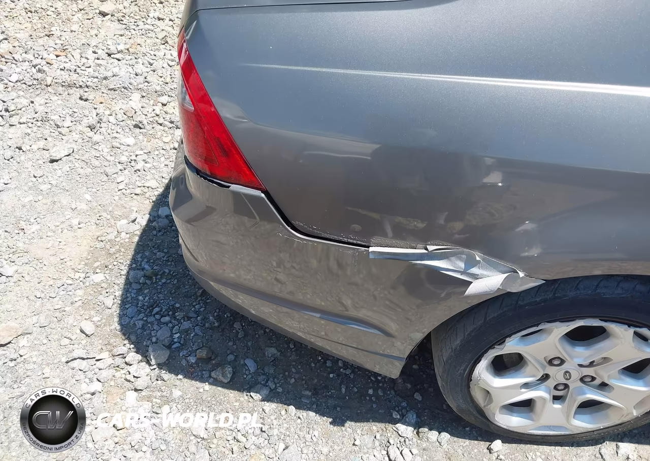 2011 Ford Fusion Se VIN:3FAHP0HA7BR222930 - 6