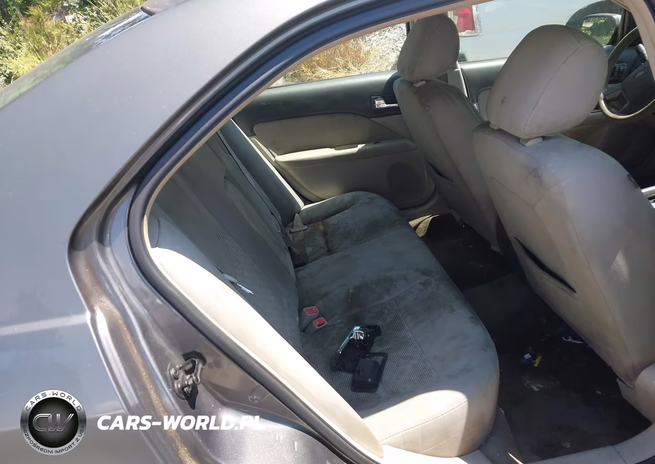 2011 Ford Fusion Se VIN:3FAHP0HA7BR222930 - 8