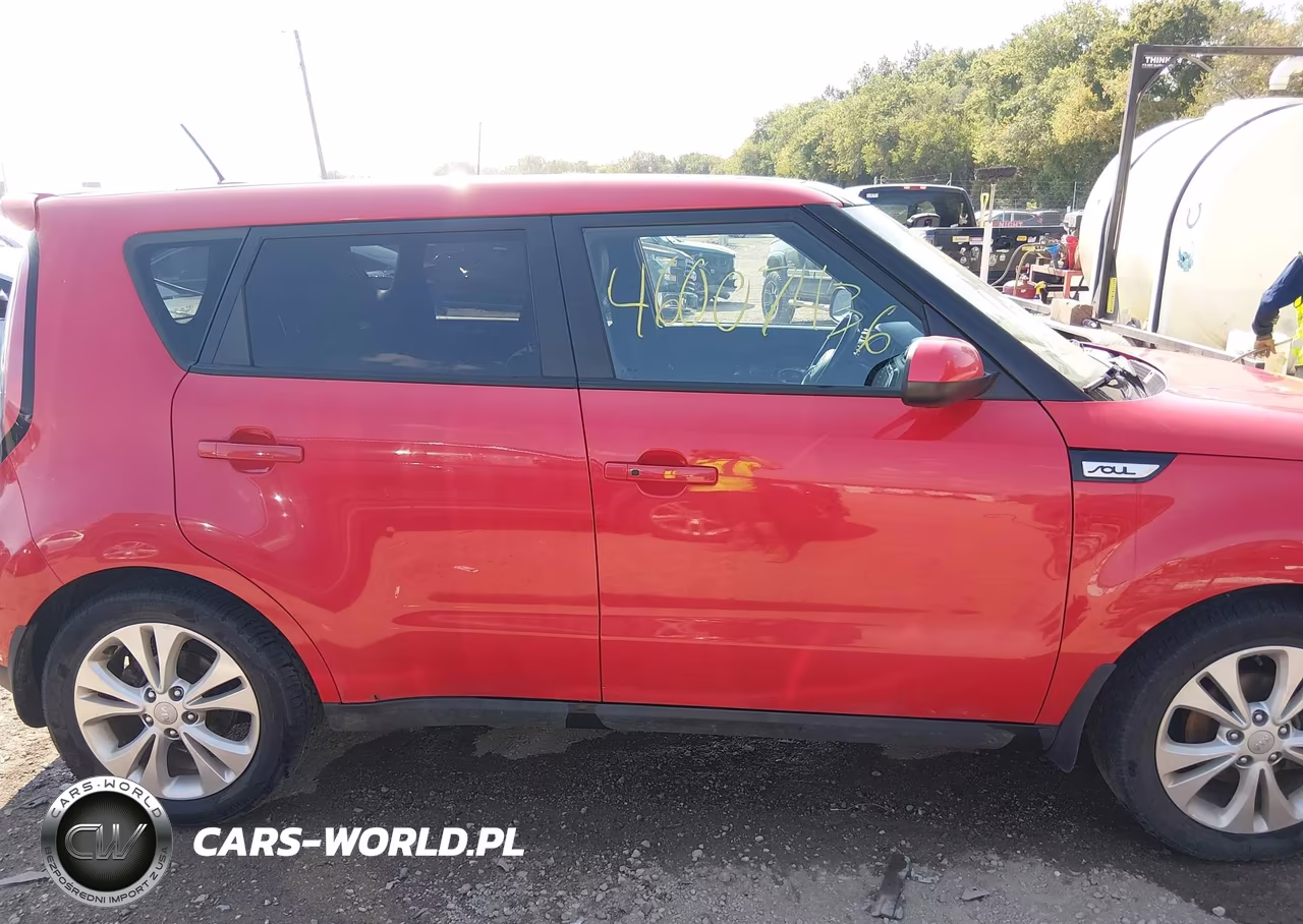 2015 Kia Soul + VIN:KNDJP3A54F7754109 - 14