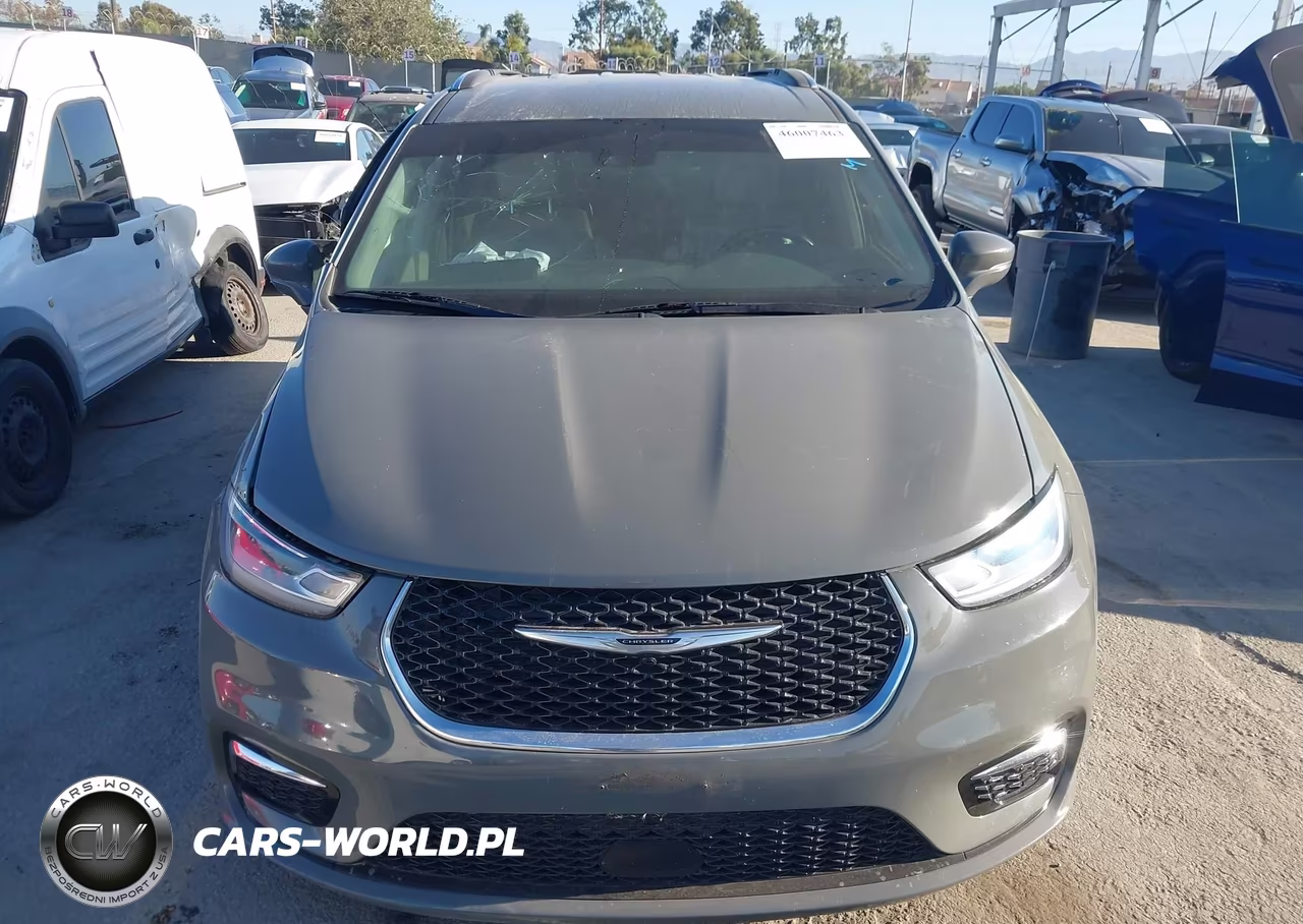 2021 Chrysler Pacifica Touring L VIN:2C4RC1BG2MR515754 - 12