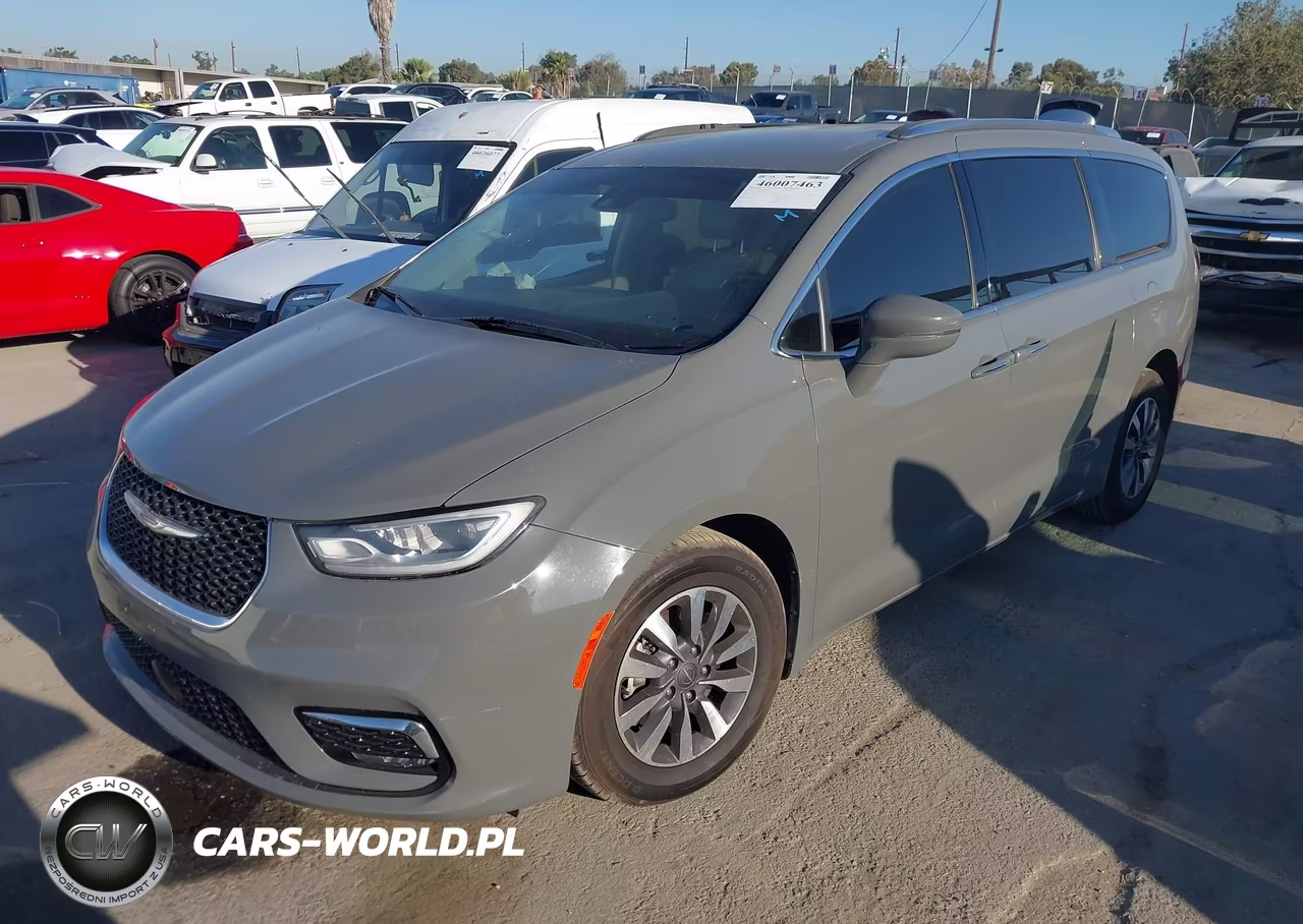2021 Chrysler Pacifica Touring L VIN:2C4RC1BG2MR515754 - 2