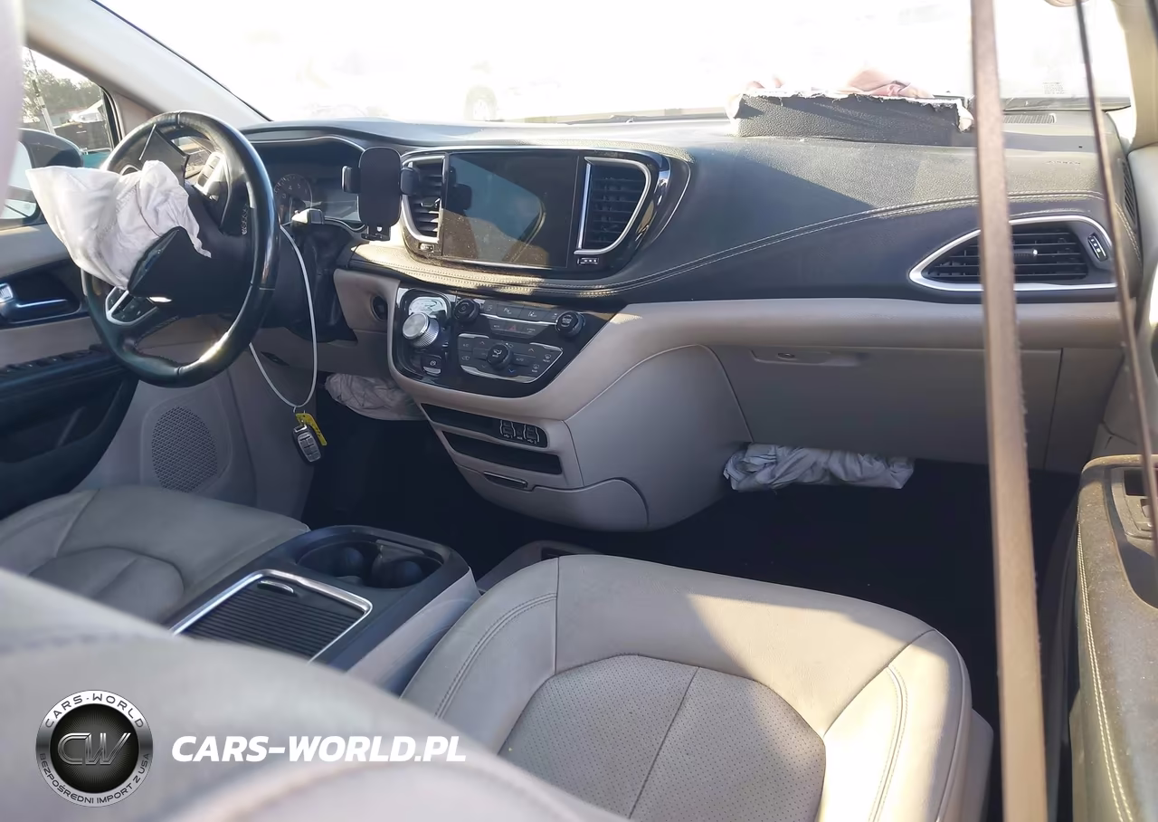 2021 Chrysler Pacifica Touring L VIN:2C4RC1BG2MR515754 - 5