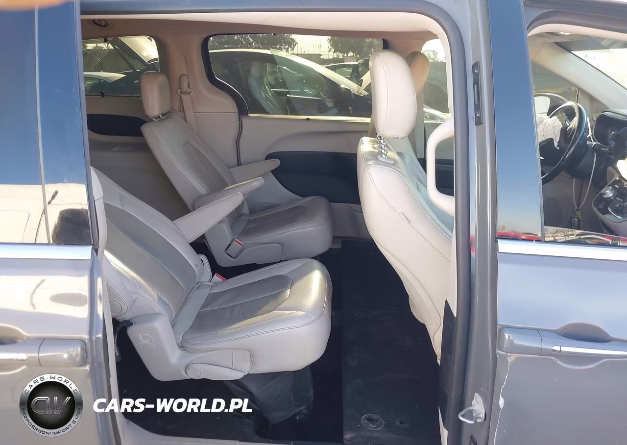 2021 Chrysler Pacifica Touring L VIN:2C4RC1BG2MR515754 - 8