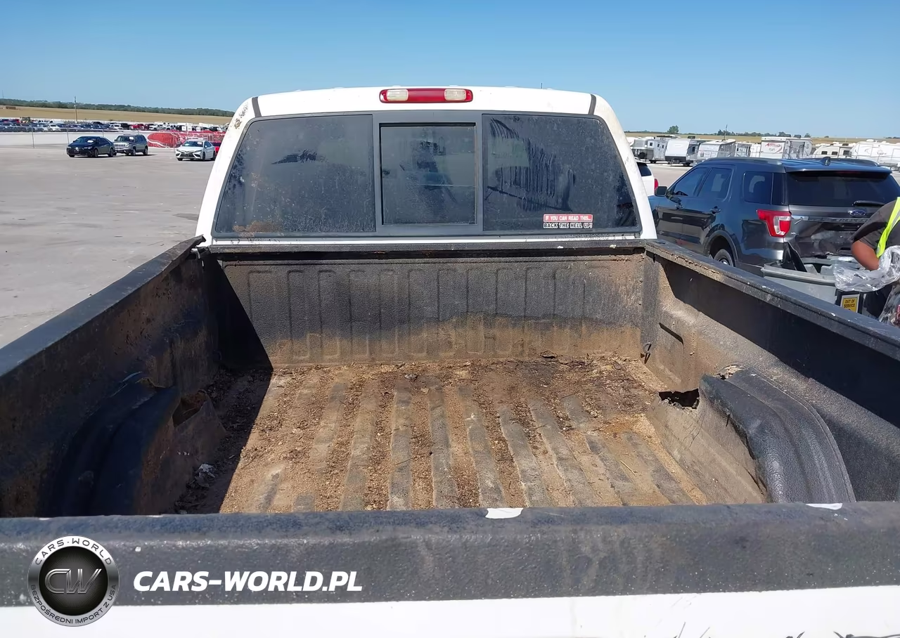 2005 Chevrolet Silverado 2500Hd VIN:1GCHC23U15F833931 - 13