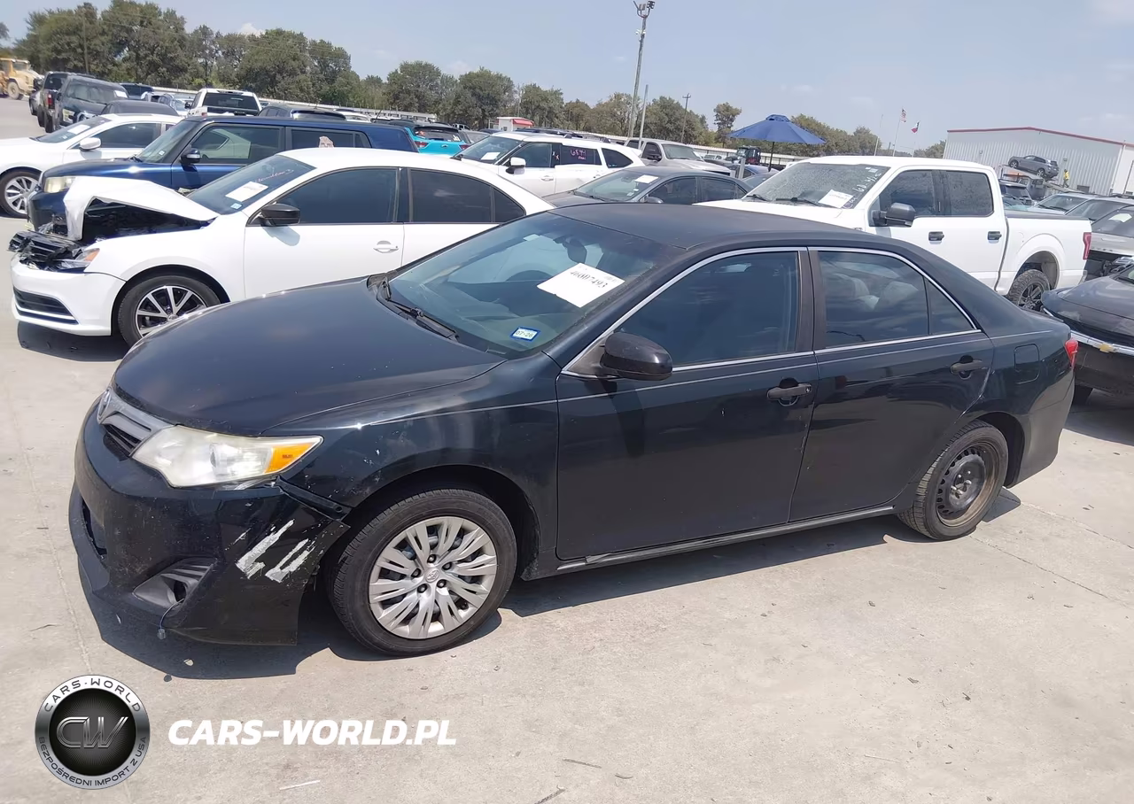 2014 Toyota Camry Le VIN:4T4BF1FK4ER417578 - 14