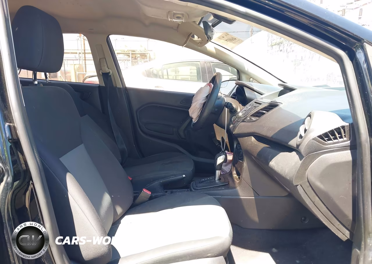 2018 Ford Fiesta S VIN:3FADP4AJ9JM136580 - 5