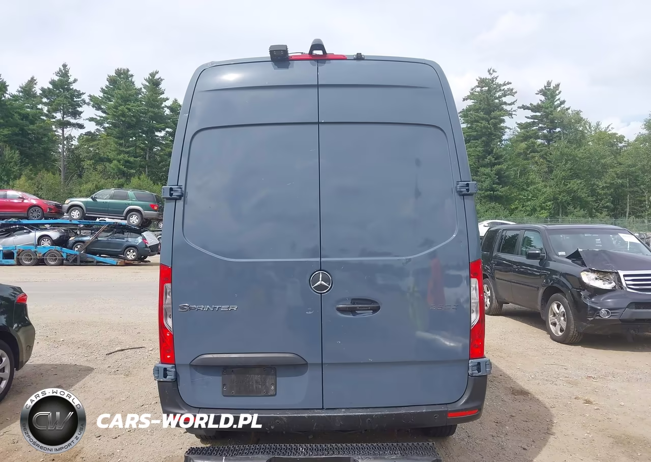 2019 Mercedes-Benz Sprinter 2500 High Roof V6 VIN:WD4PF0CDXKP090155 - 17