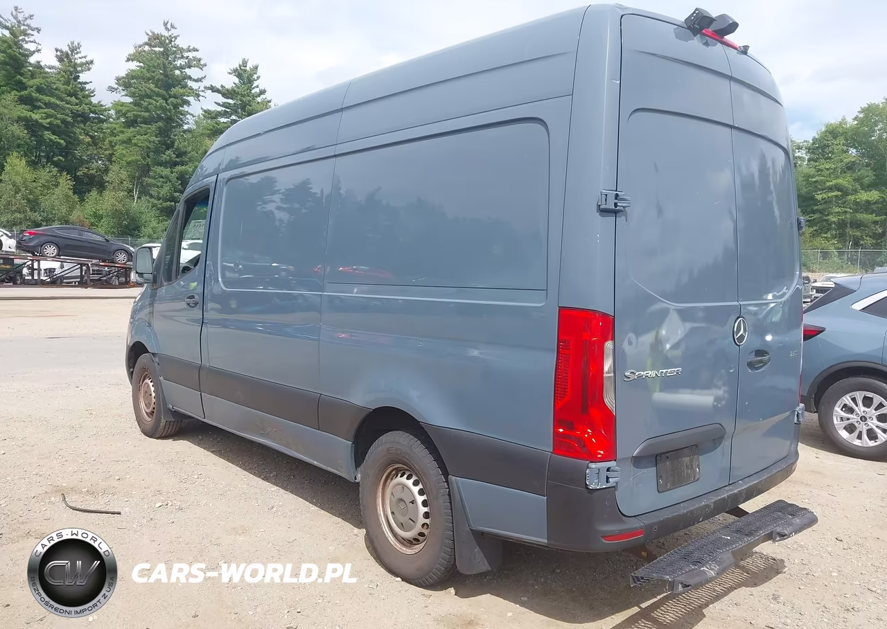 2019 Mercedes-Benz Sprinter 2500 High Roof V6 VIN:WD4PF0CDXKP090155 - 3