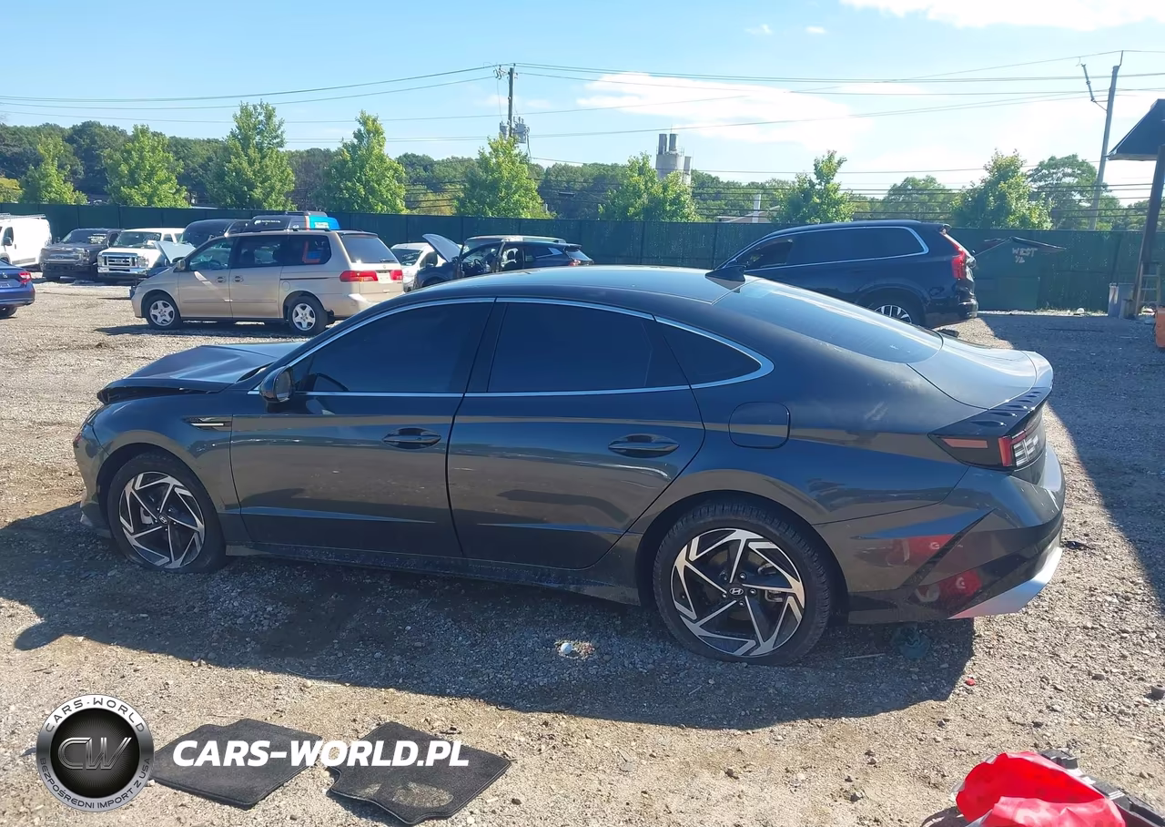 2026 Hyundai Sonata Sel Sport VIN:KMHL64JA1TA561053 - 14