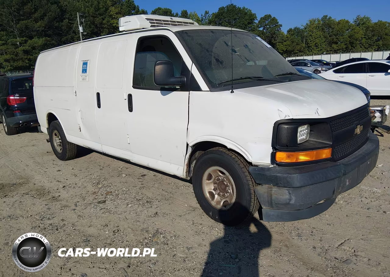 2017 Chevrolet Express 2500 Work Van – zdjęcie 1 z 17