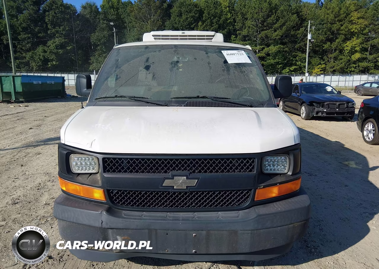 2017 Chevrolet Express 2500 Work Van VIN:1GCWGBFF9H1138347 - 12