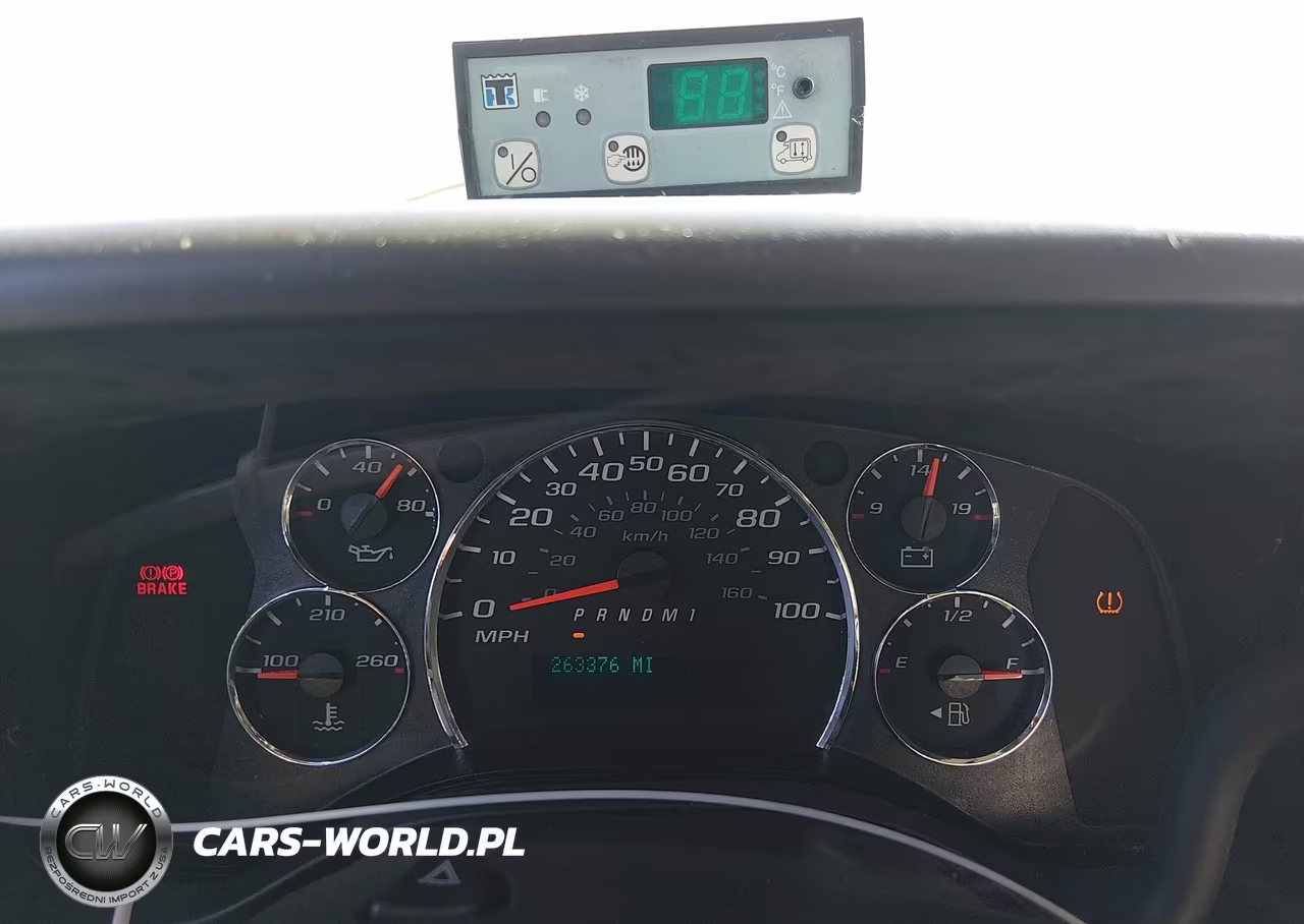 2017 Chevrolet Express 2500 Work Van VIN:1GCWGBFF9H1138347 - 7