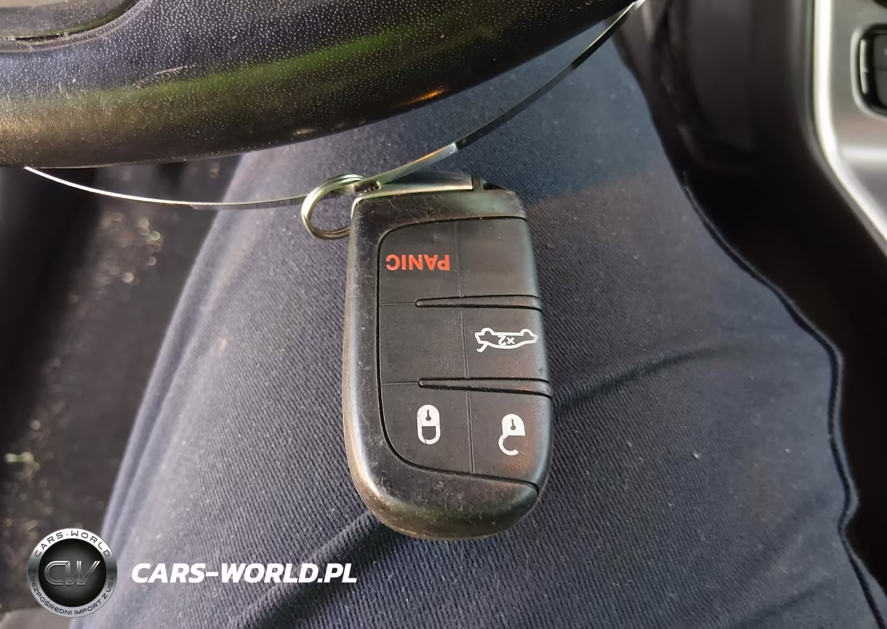 2020 Dodge Challenger Sxt VIN:2C3CDZAG2LH125586 - 11