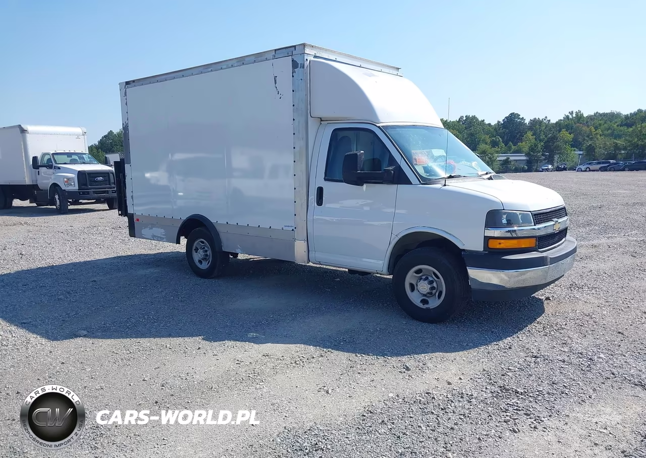 2023 Chevrolet Express Cutaway Work Van