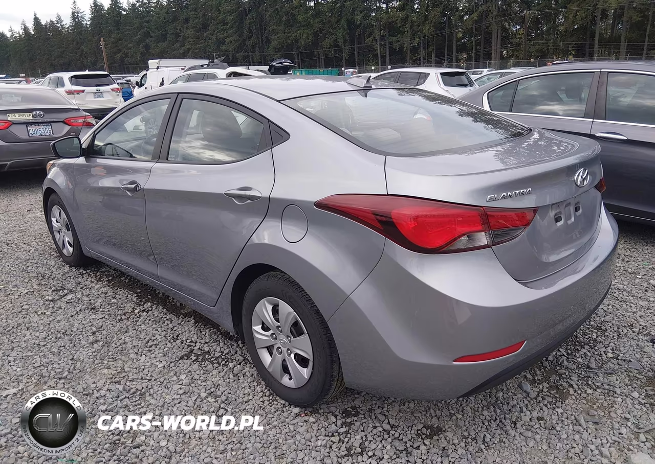 2016 Hyundai Elantra Se VIN:5NPDH4AEXGH700360 - 3