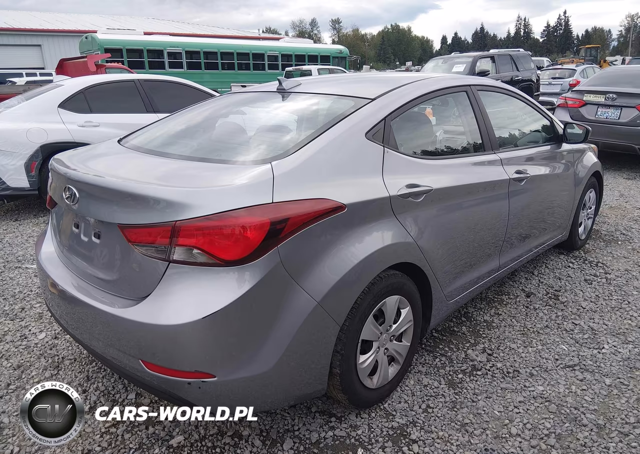 2016 Hyundai Elantra Se VIN:5NPDH4AEXGH700360 - 4